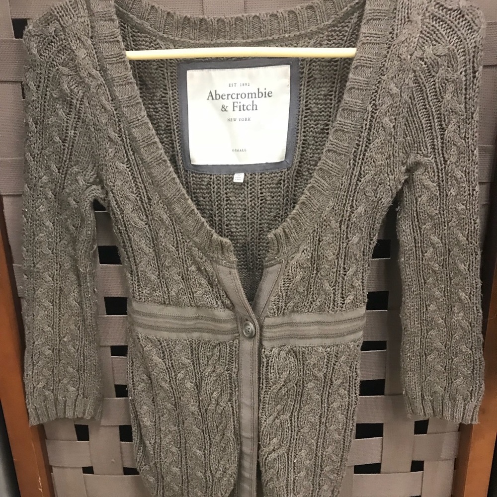 Button up  Abercrombie sweater top